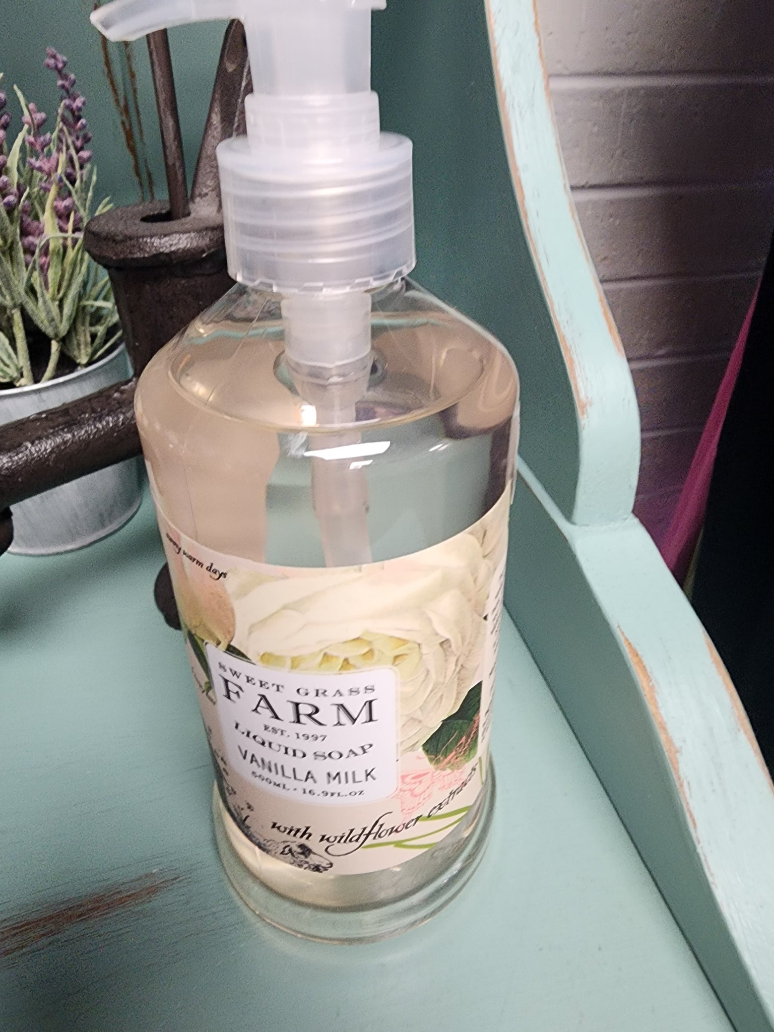 Farmhouse liquid soap