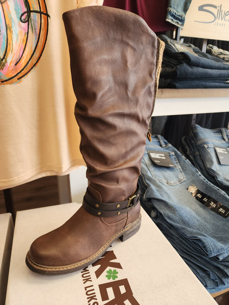Victoria Brown tall boot